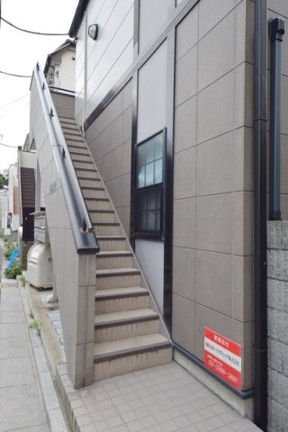 アテネコート田端のロビー