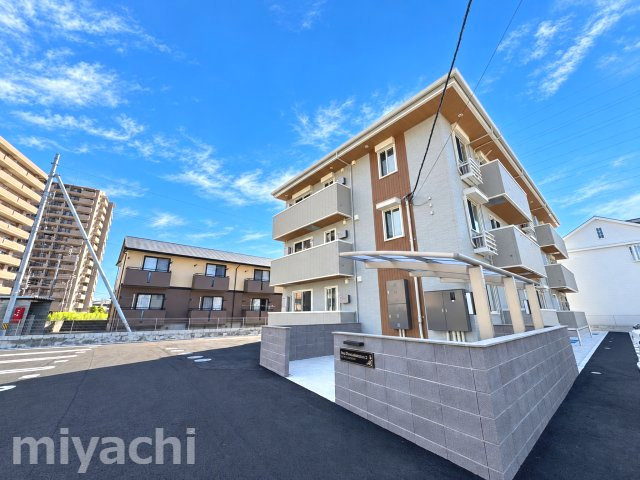 モンプリミエルラシオン　Ⅲの外観