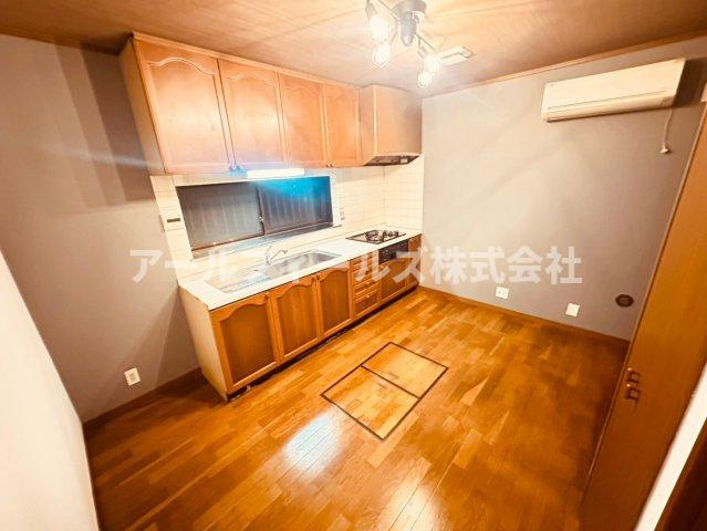 松戸市幸田戸建の居間・リビング