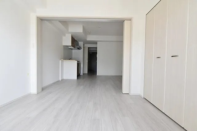 西宮市大屋町の賃貸マンションの居間・リビング