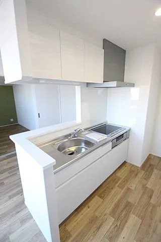 西宮市川西町のアパートのキッチン