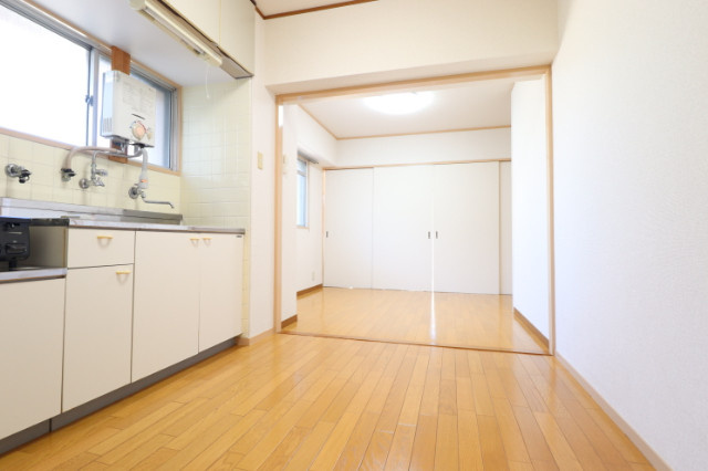 田中マンションの居間・リビング