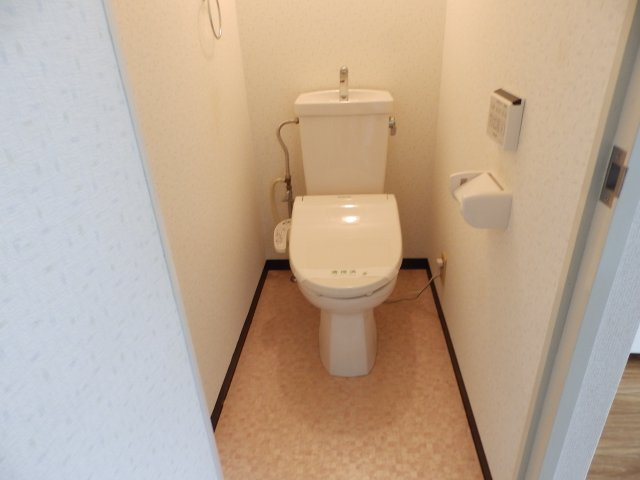 長谷川ビルのトイレ