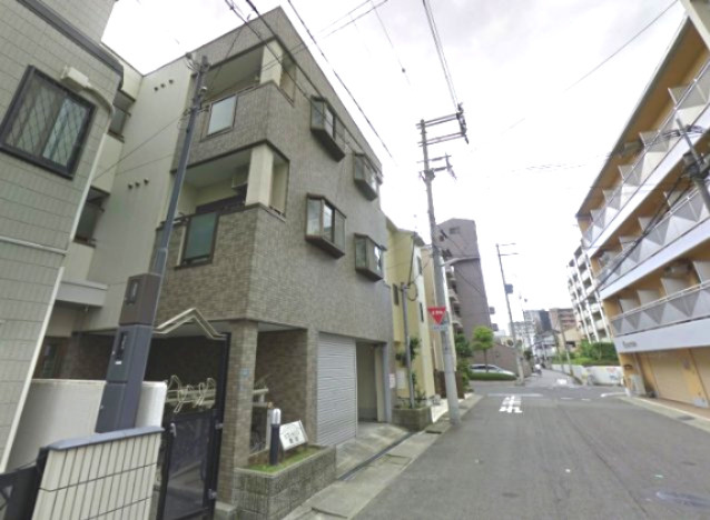 神戸市東灘区御影塚町４丁目のアパートの外観