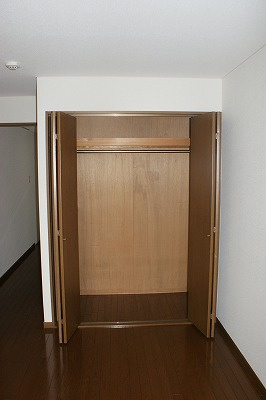 神戸市東灘区御影塚町４丁目のアパートの収納
