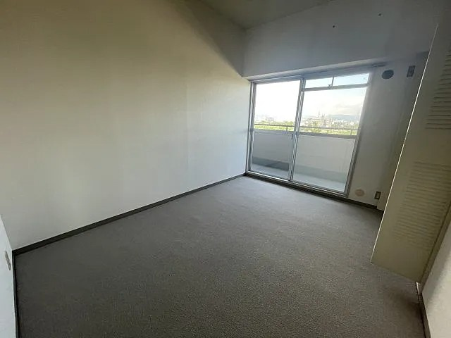 西宮市田近野町の賃貸マンションの居間・リビング