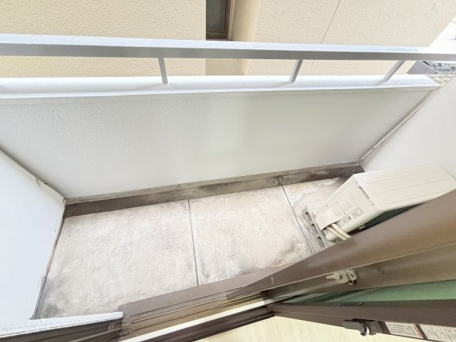 Renatus新大阪のバルコニー