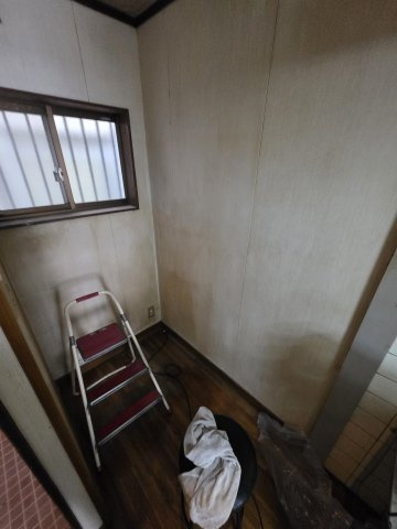 苅田9丁目店舗付き住宅の内装