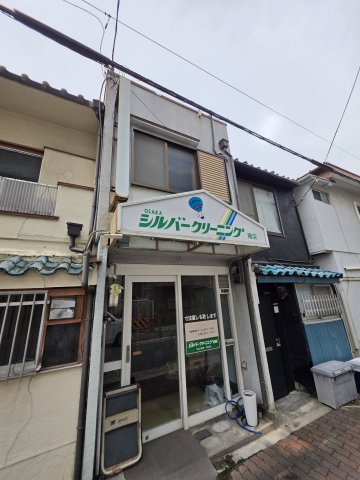 苅田9丁目店舗付き住宅