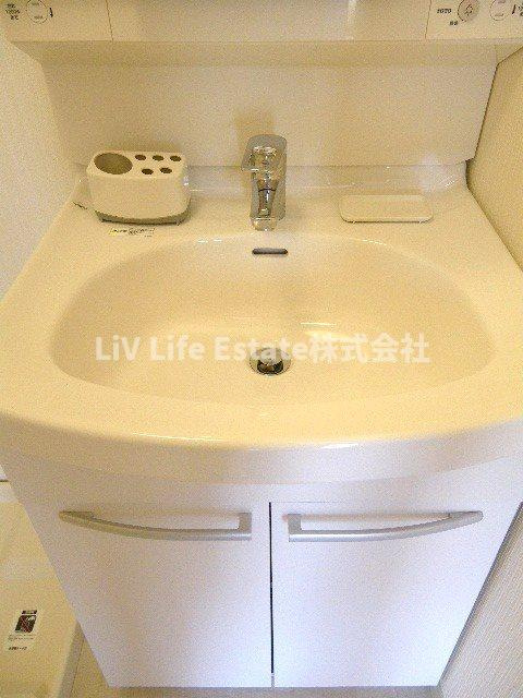 東村山市本町２丁目の賃貸マンションの洗面所