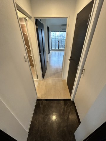 【玄関】