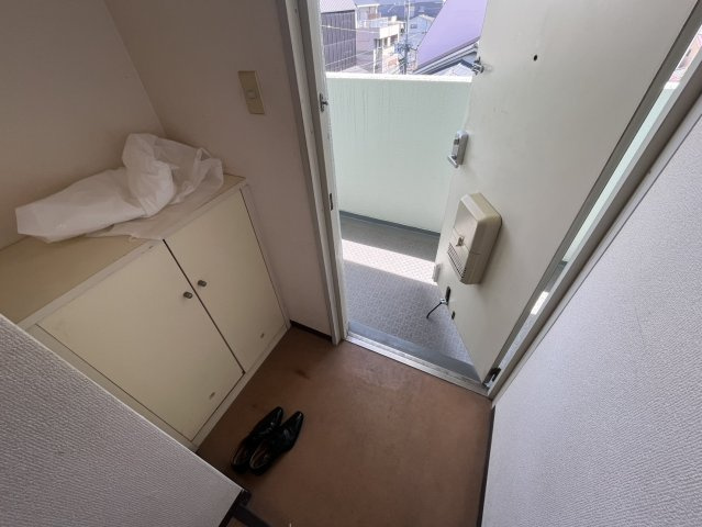 ブランコート烏丸の玄関