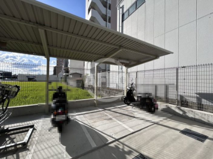 エスリード江坂セントラムのその他|エスリード江坂セントラム　バイク置き場