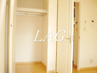 【居間・リビング】 | シャーリーメゾン | 洋室のお部屋です。