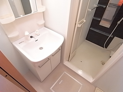 【独立洗面台】 | カナデ | 独立洗面台で身支度をすべて済ませてしまいましょう