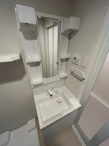 クレヴィスタお花茶屋の独立洗面台