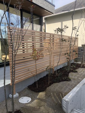 苦楽園四番町戸建の庭