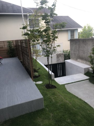 苦楽園四番町戸建の庭