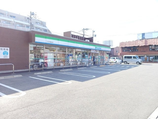 エクセレンスオガワの周辺|ファミリーマート八王子元横山町まで400m