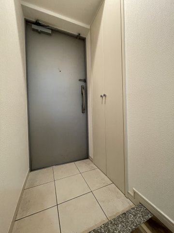 BLOOM LIFE TSUKAGUCHI(ブルームライフ塚口)の玄関