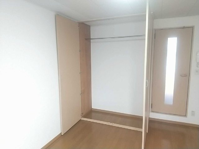 レオパレス葵第１の内装