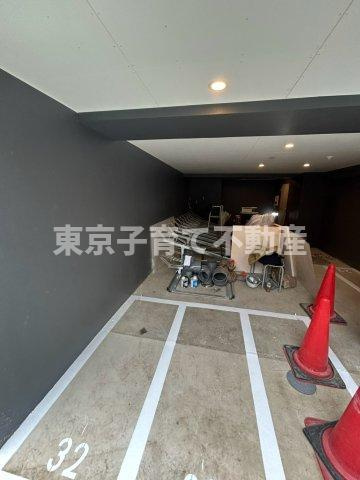 アーバネックス文京千駄木の駐車場