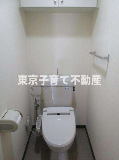 東急ドエルアルス根津のトイレ