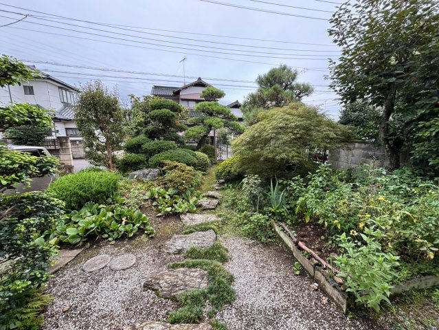 栃木市大平町富田　B棟　中古戸建の庭