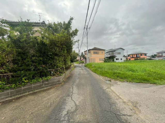 大網白里市上谷新田　中古戸建　※告知事項ありの前面道路含む現地写真