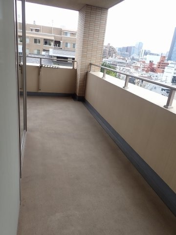 マチュリティ小石川のバルコニー