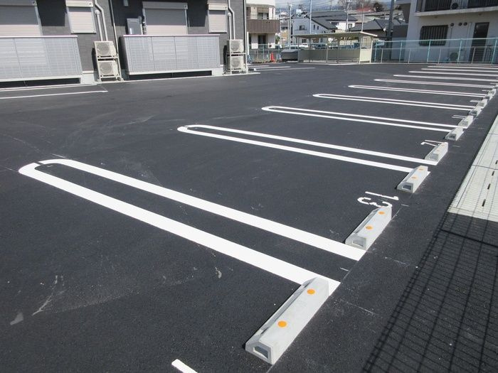 ソレイユの駐車場
