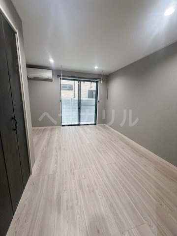 【洋室】 | ＱＵＩＥＴ　ＣＲＡＢ　ＨＯＵＳＥ　ＴＯＧＥＴＨＥＲ　川崎浅田 | 洋室も7.2帖！