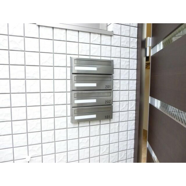 カーサ新蒲田のエントランス