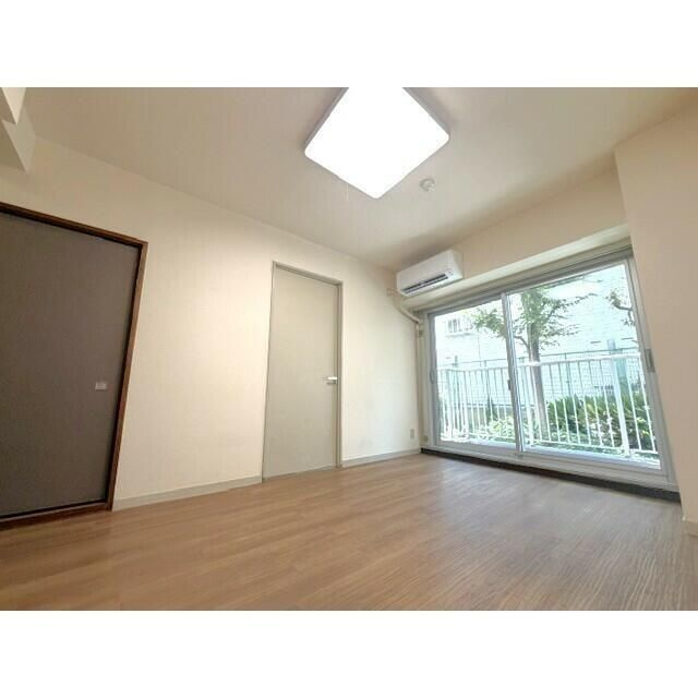 メイツ大井町の洋室