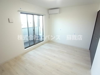 【寝室】 | パシフィックコート | 使い勝手のいい寝室です