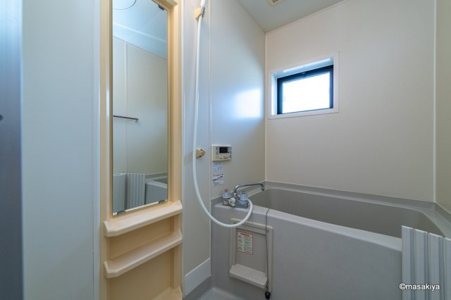 三才パレスの浴室|写真は同じ建物内の別のお部屋の物です。