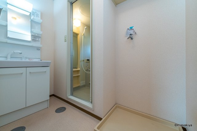 三才パレスの洗面所|写真は同じ建物内の別のお部屋の物です。