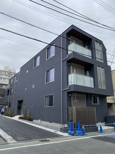 メゾンアジュール