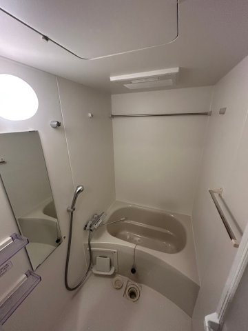 クレヴィスタお花茶屋の浴室