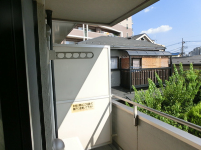 バルコニーで洗濯物も干せます！