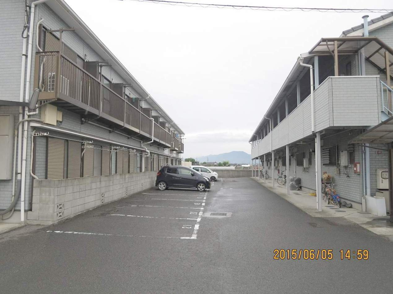 和歌山市里のハイツの外観