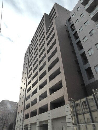 アデニウム新横浜の外観|建物外観別角度※前回募集時2024年2月の写真