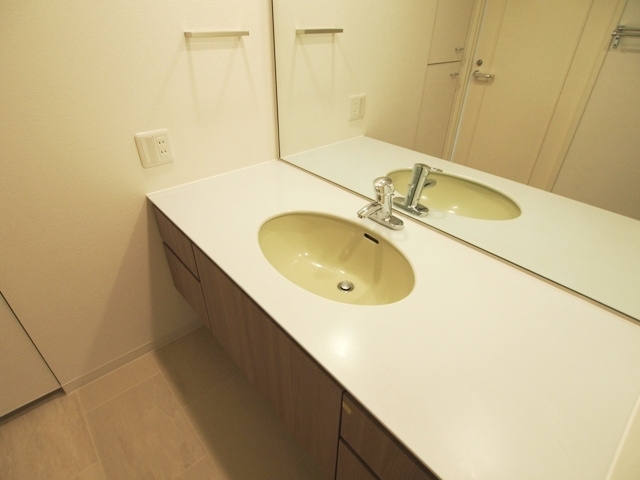 リバーポイントタワーの洗面所|※写真は同タイプ住戸です。