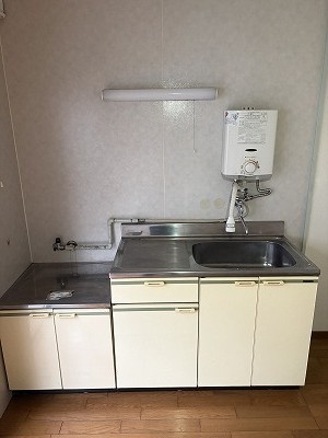 野沢メゾネットのキッチン
