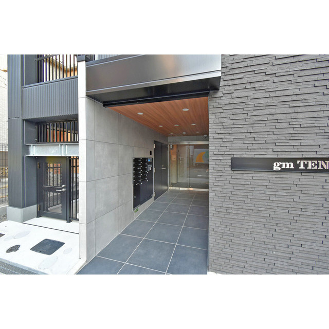 gm TENJIMBASHIのエントランス