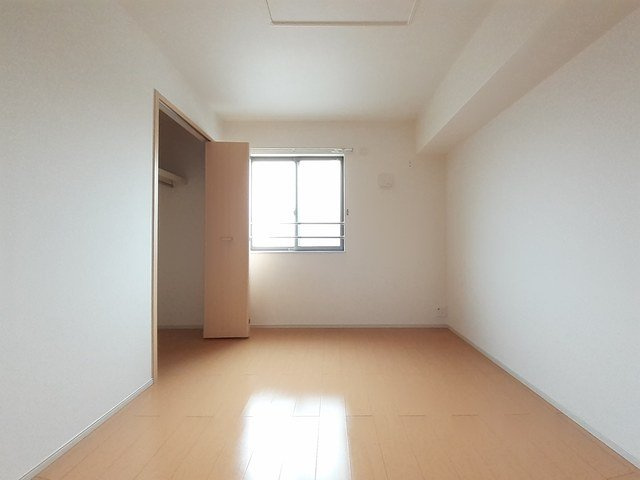 プリマ　ステラの内装|明るい色調の室内です