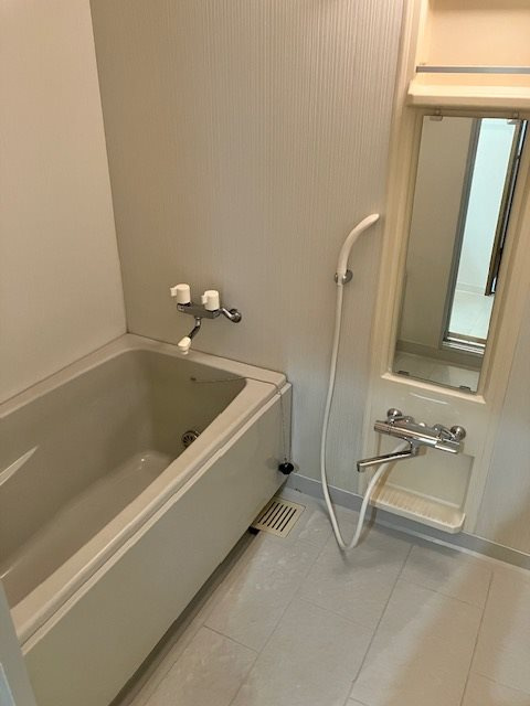 エスタ泉 の浴室