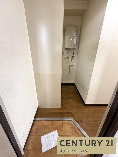 ヒロセハイツの玄関