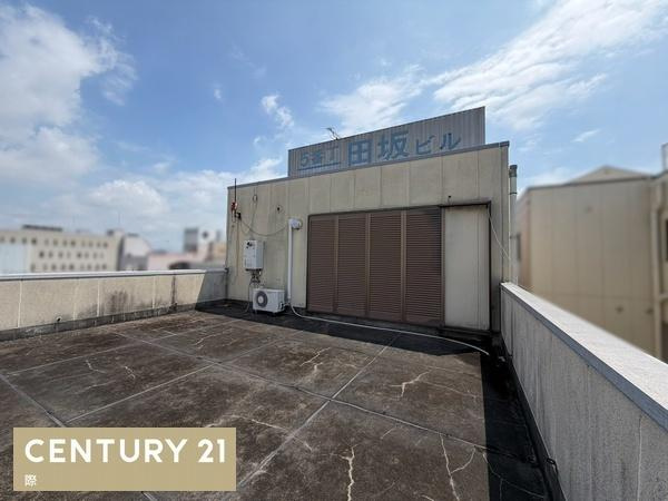 田坂ビルのバルコニー