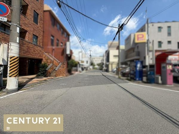 田坂ビルの前面道路含む現地写真